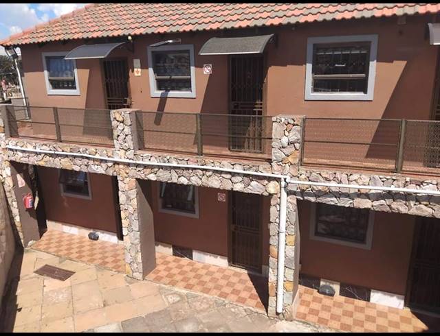 12 BEDROOM HOUSE FOR SALE IN JABAVU